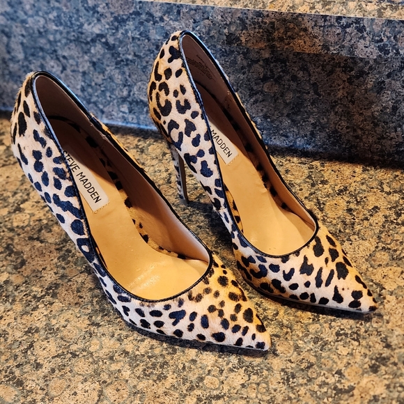 Steve Madden Shoes - Steve Madden Real Fur Leopard Print Heels, Size 7M
